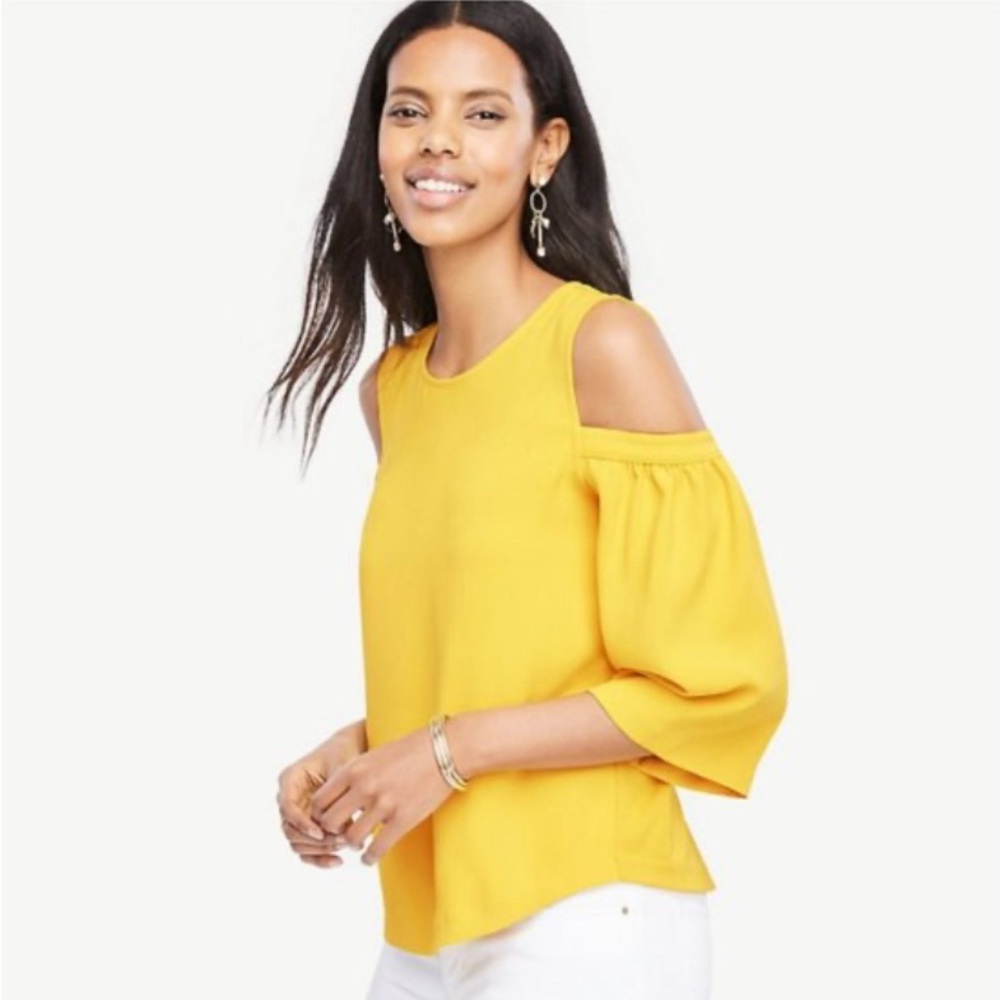 ANN TAYLOR Cold Off the Shoulder Blouse Bell Sleeve Top Yellow Mustard Size SP - Picture 4 of 11